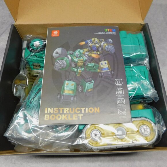 5 in 1 Peace Defender Robot STEM Toy Kid kicking Transformer Toy Trucks - Picture 3 of 6